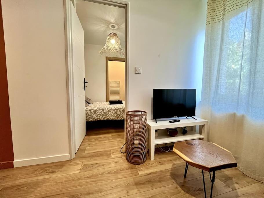 Zola 2Pers Tv Appartement Nantes Buitenkant foto